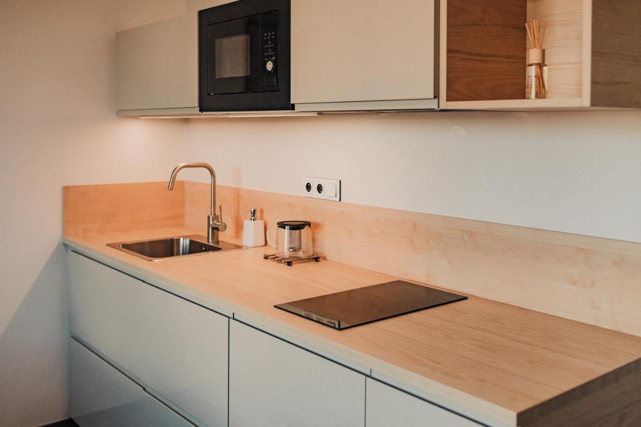 Beautiful New Studio, 400M From The Square Apartment Plzen Luaran gambar